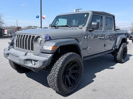 2021 Jeep Gladiator Sport Truck Crew Cab