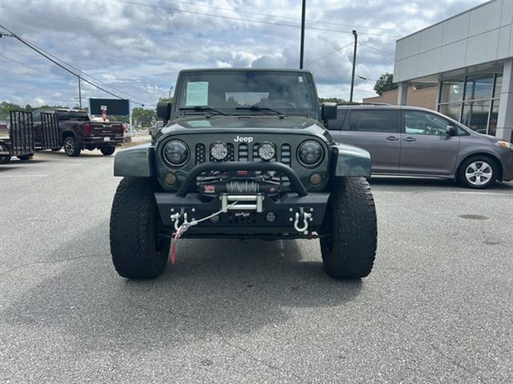 Used 2010 Jeep Wrangler Sahara SUV