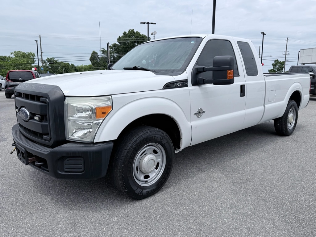 2015 Ford F-250 XL SuperCab 158 in's photo