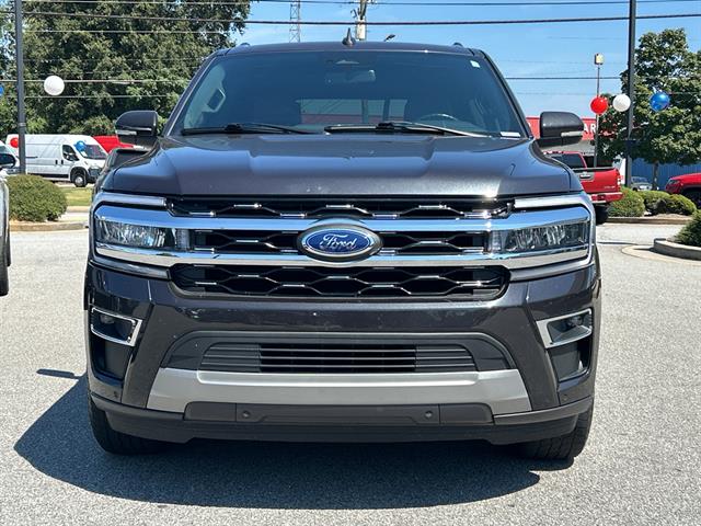 2024 Ford Expedition Limited photo 2