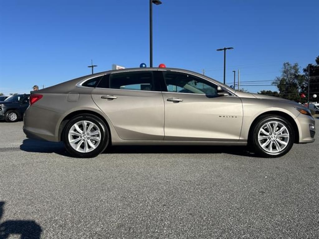 Used 2024 Chevrolet Malibu LT Sedan