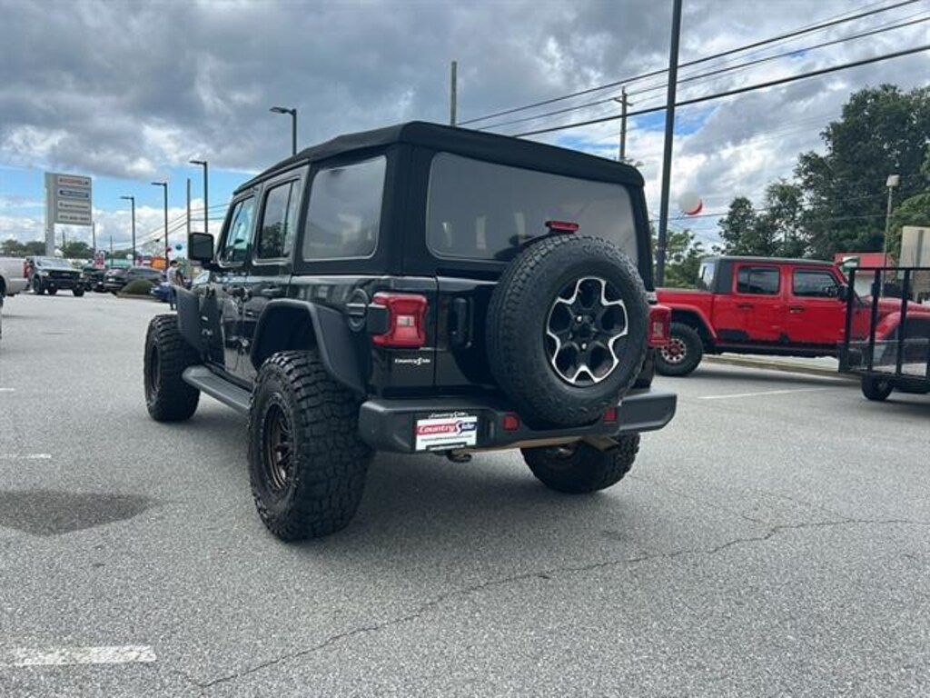 Used 2021 Jeep Wrangler Sahara SUV