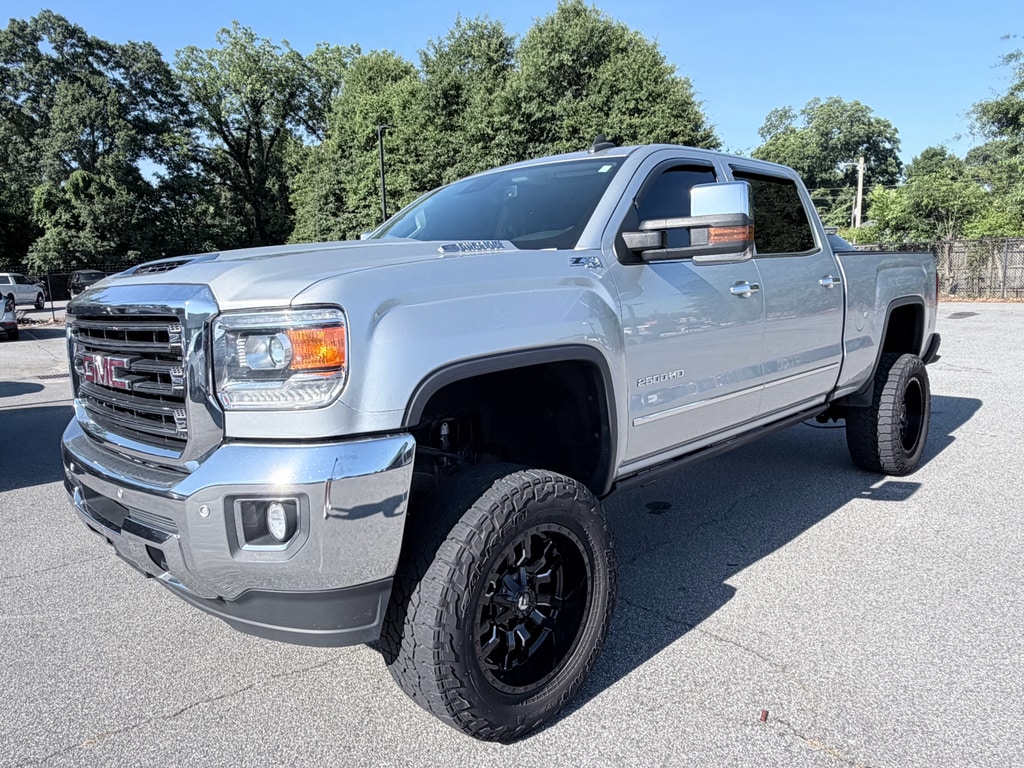 2018 GMC Sierra 4WD Crew Cab Long Box SLT's photo