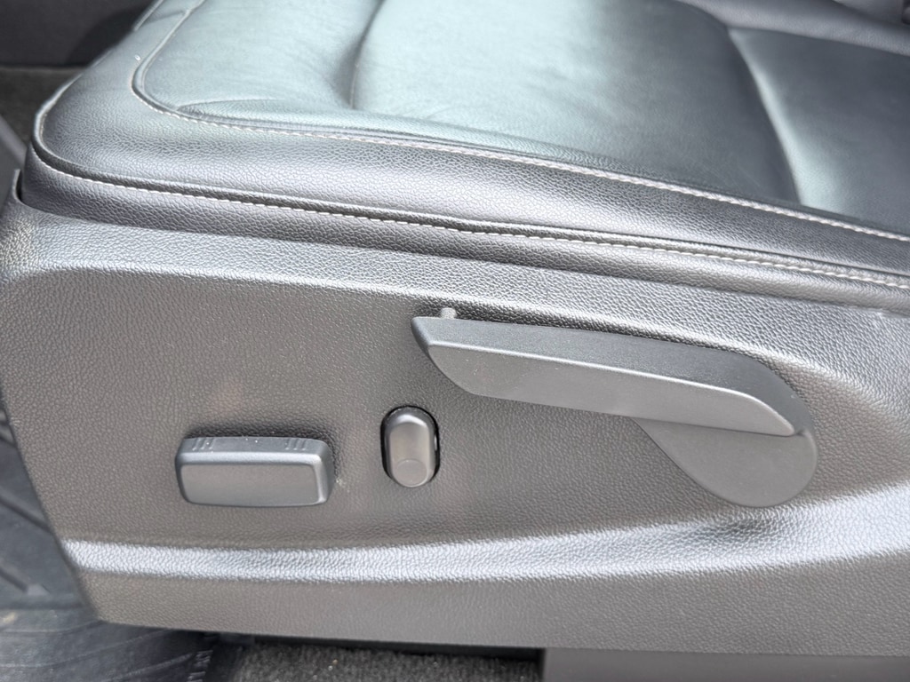2019 Chevrolet Colorado ZR2 - Photo 24