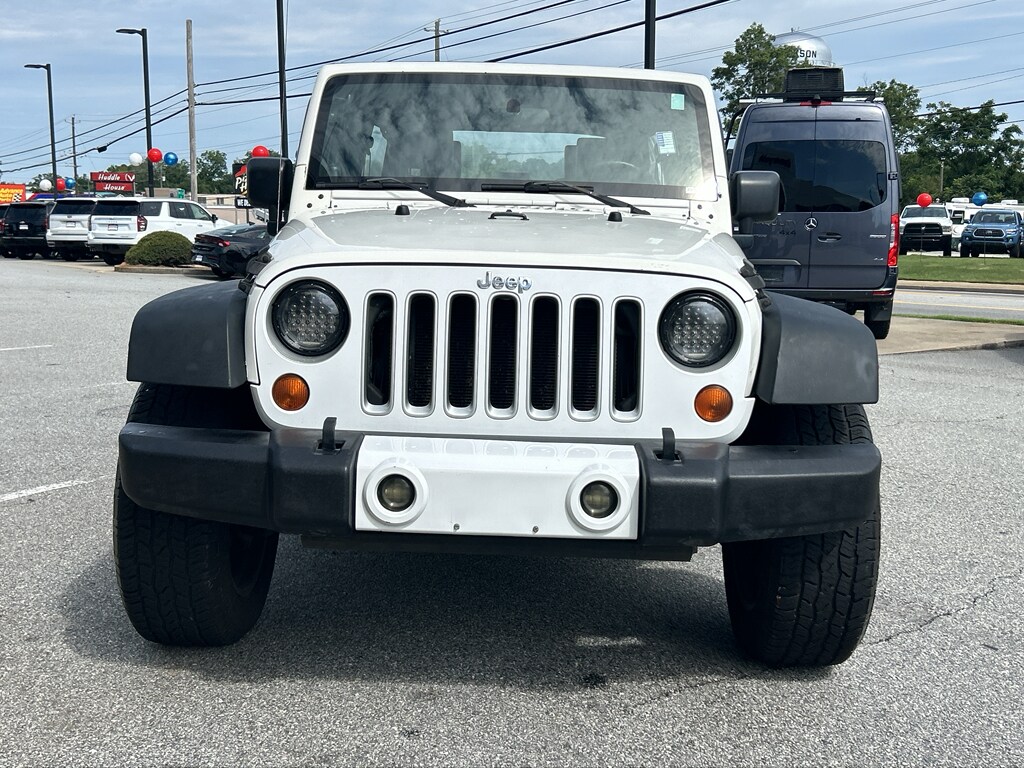 Used 2008 Jeep Wrangler Unlimited X with VIN 1J4GA39168L646690 for sale in Jackson, GA