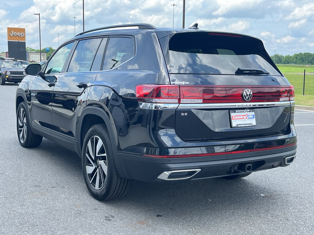 2025 Volkswagen Atlas SE w/Tech - Photo 6