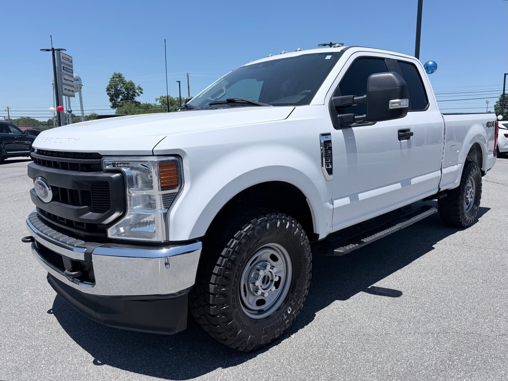 2022 Ford F-250 XL 4x4 SuperCab 8' Box's photo