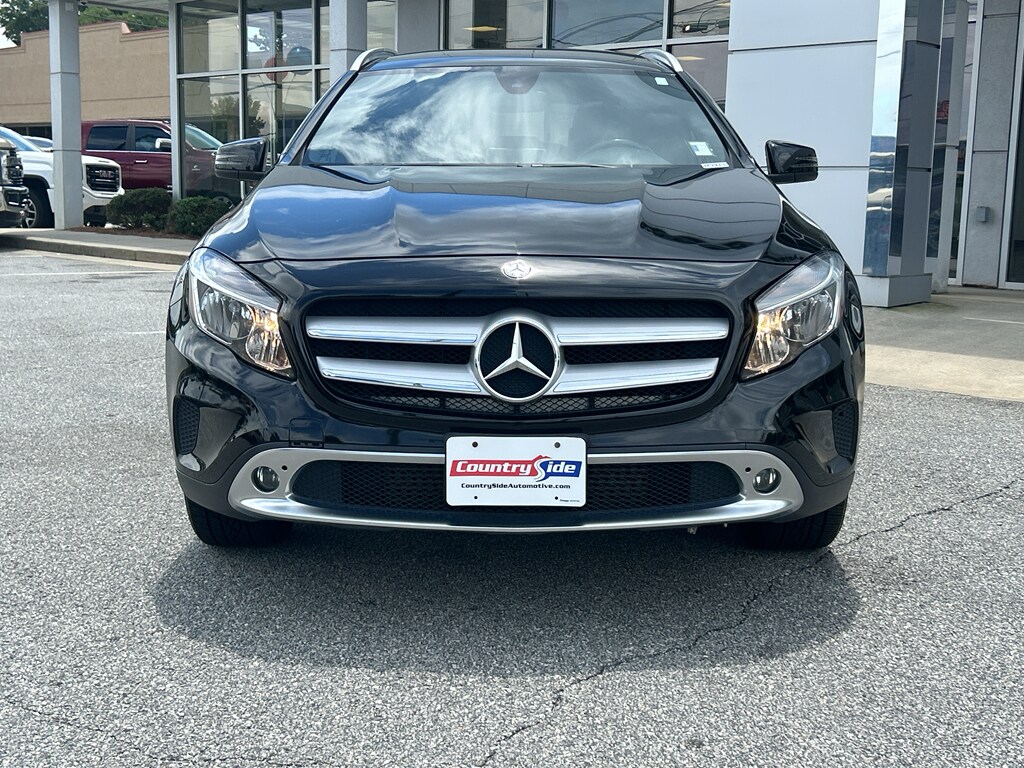 2017 Mercedes Benz GLA 250 4MATIC photo 2
