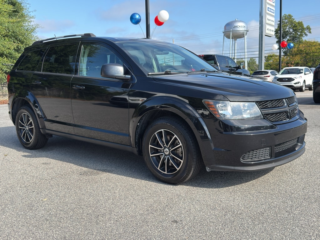 Used 2018 Dodge Journey SE SUV