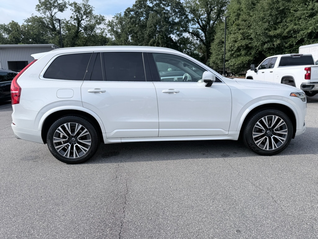 Used 2021 Volvo XC90 Momentum SUV