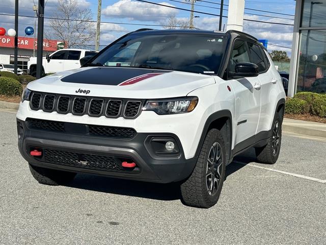 2025 Jeep Compass Trailhawk's photo