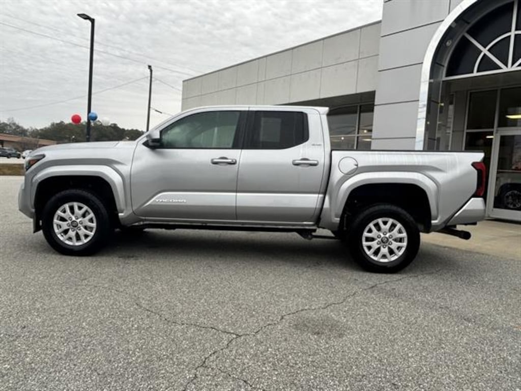 Used 2024 Toyota Tacoma SR5 Truck Double Cab