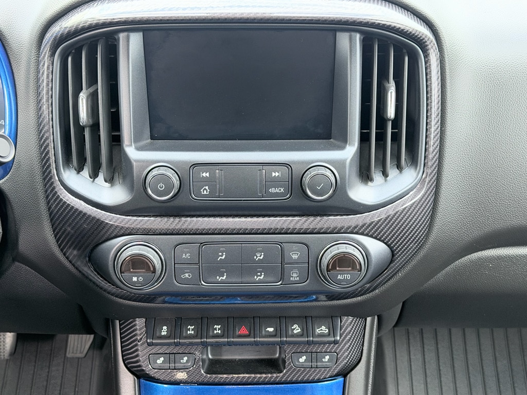 2019 Chevrolet Colorado ZR2 - Photo 18