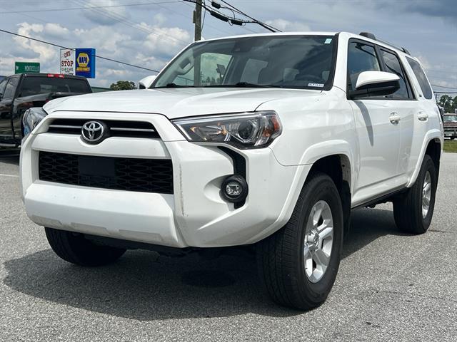 2023 Toyota 4Runner SR5 photo 3