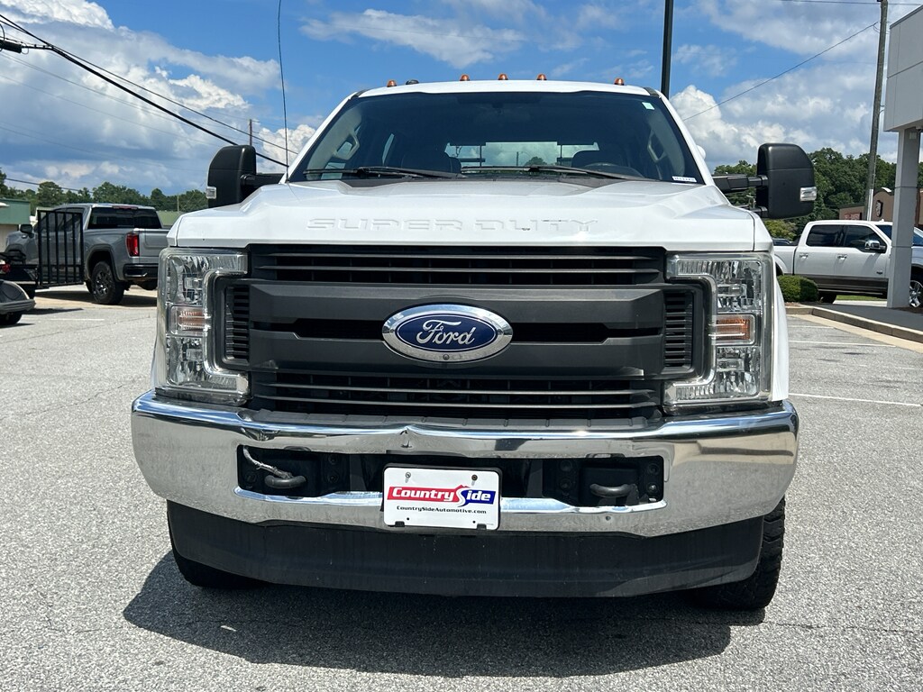 2019 Ford F-250 XL photo 2
