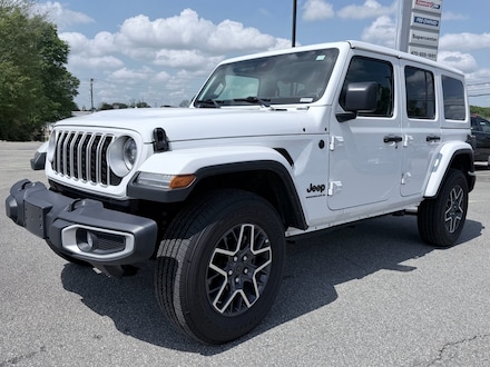 2025 Jeep Wrangler Sahara SUV