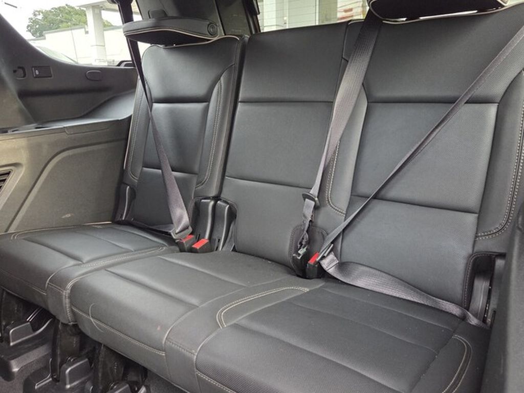 Used 2021 GMC Yukon SLT SUV