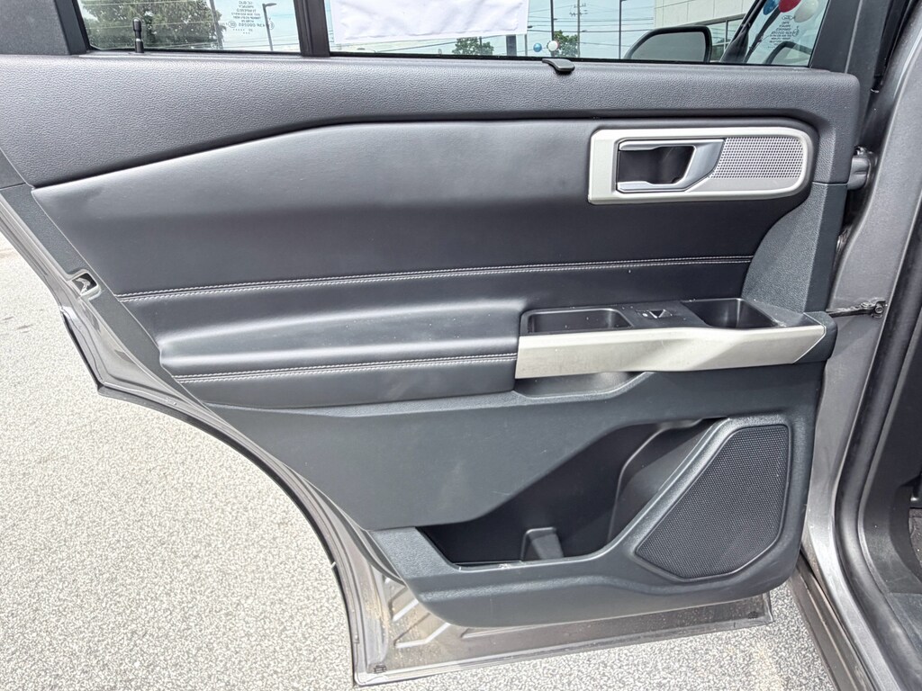 2023 Ford Explorer Limited - Photo 32