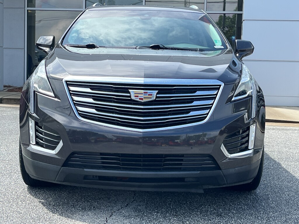 2018 Cadillac XT5 Premium Luxury photo 2