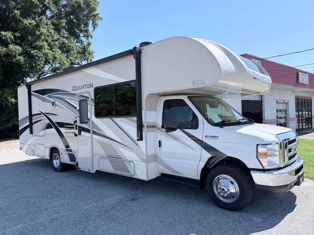 Used 2019 Ford E-450 Cutaway Base Truck