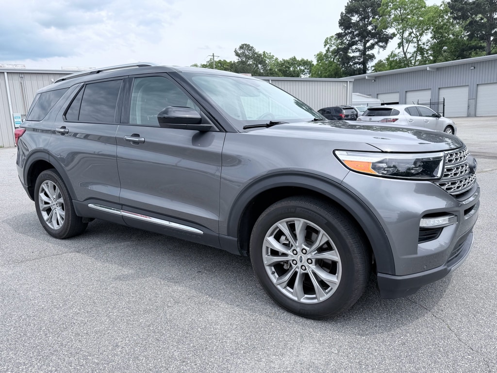2023 Ford Explorer Limited - Photo 2