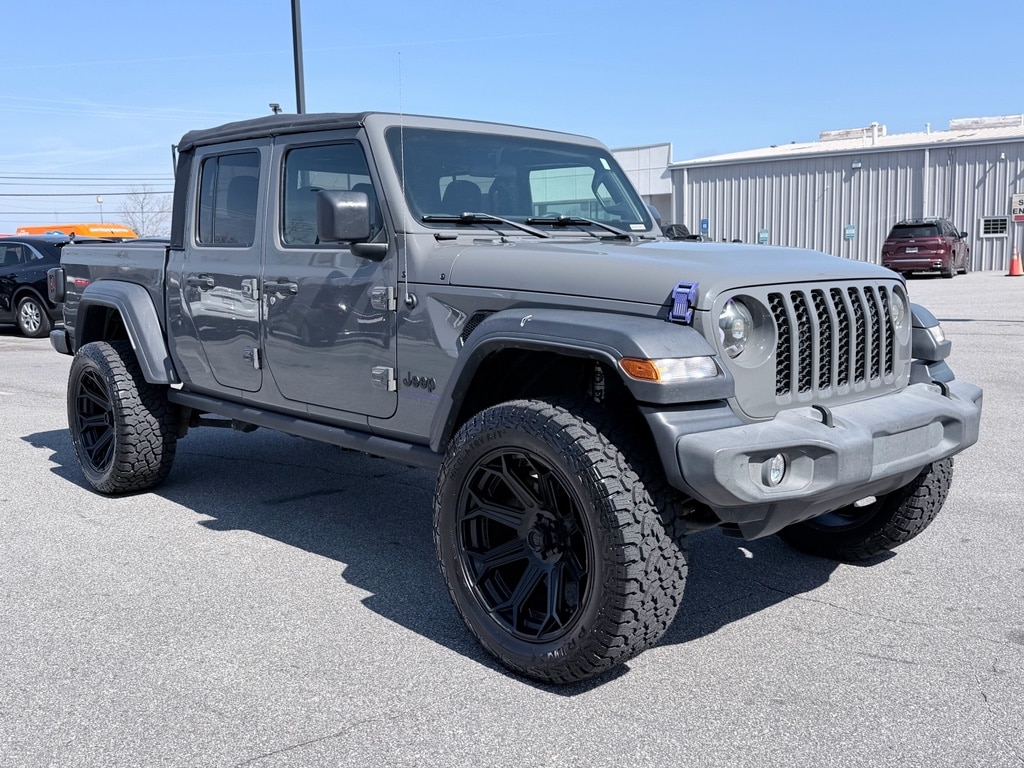 Used 2021 Jeep Gladiator Sport Truck Crew Cab