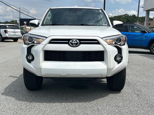 2023 Toyota 4Runner SR5 photo 2