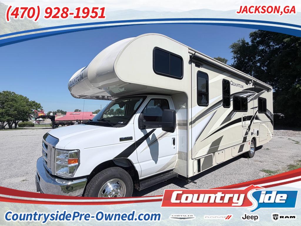 2019 Ford E-Series DRW E-450 Super Duty 158 in WB's photo