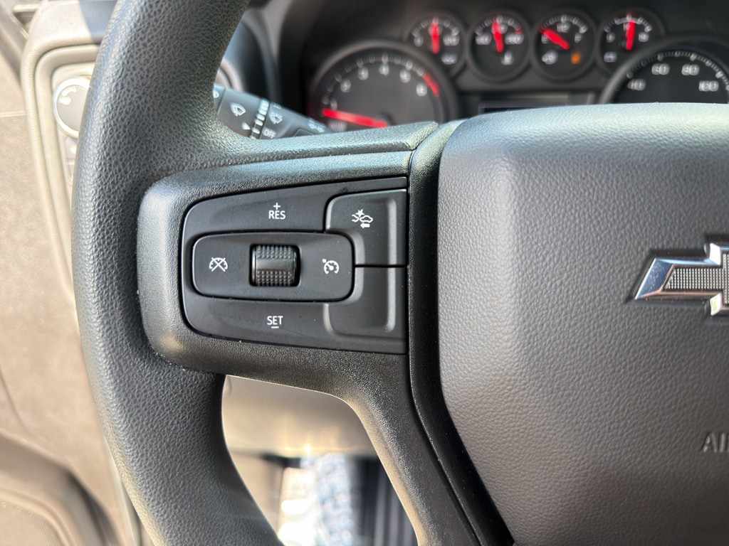 2024 Chevrolet Silverado 1500 Custom - Photo 13