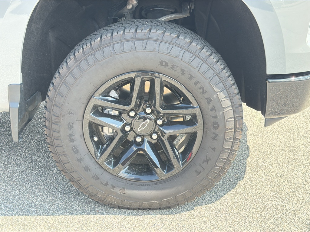 2024 Chevrolet Silverado 1500 Custom - Photo 31