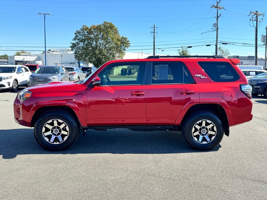 2021 Toyota 4Runner TRD Off-Road Premium photo 3
