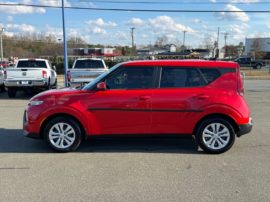 Used 2022 Kia Soul LX Hatchback