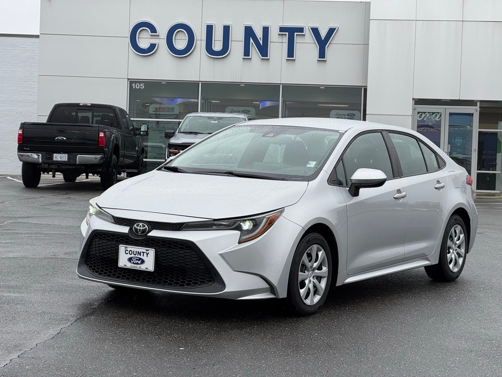 Used 2021 Toyota Corolla LE Sedan