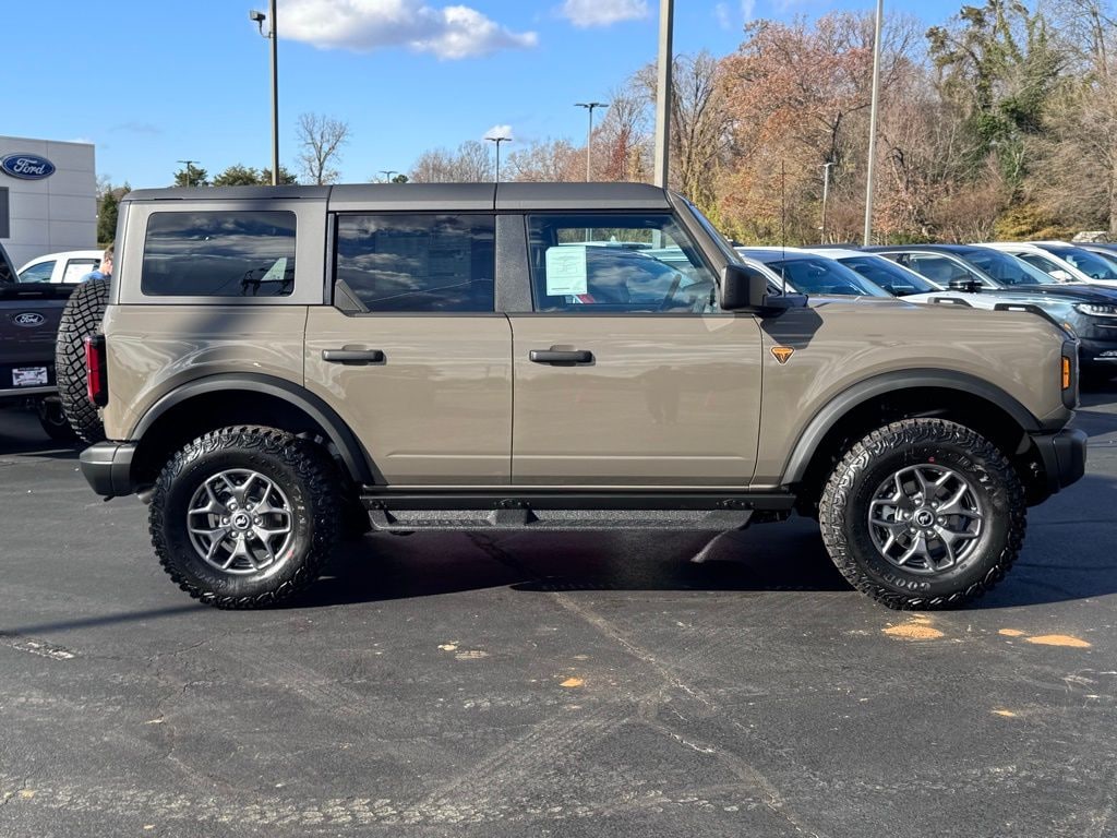 New 2025 Ford Bronco Badlands SUV