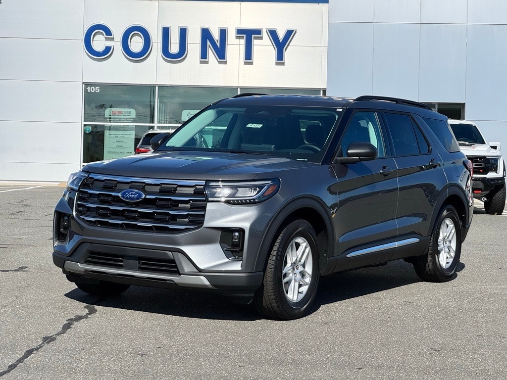 New 2025 Ford Explorer Active SUV