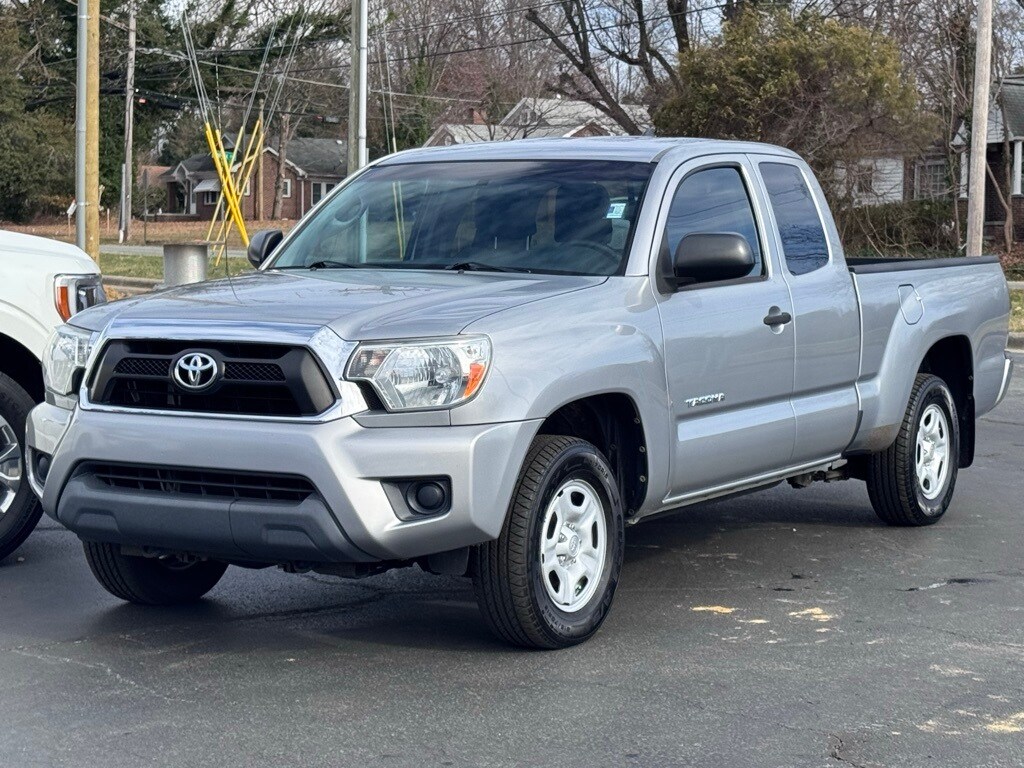 Used 2015 Toyota Tacoma Base Truck