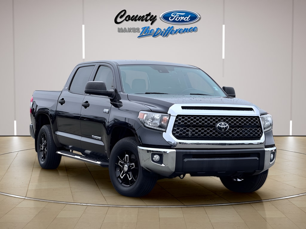 2021 Toyota Tundra SR5 5.7L Crew Max Short Bed's photo