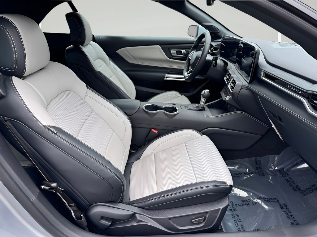 2025 Ford Mustang EcoBoost Premium Convertible - Photo 33
