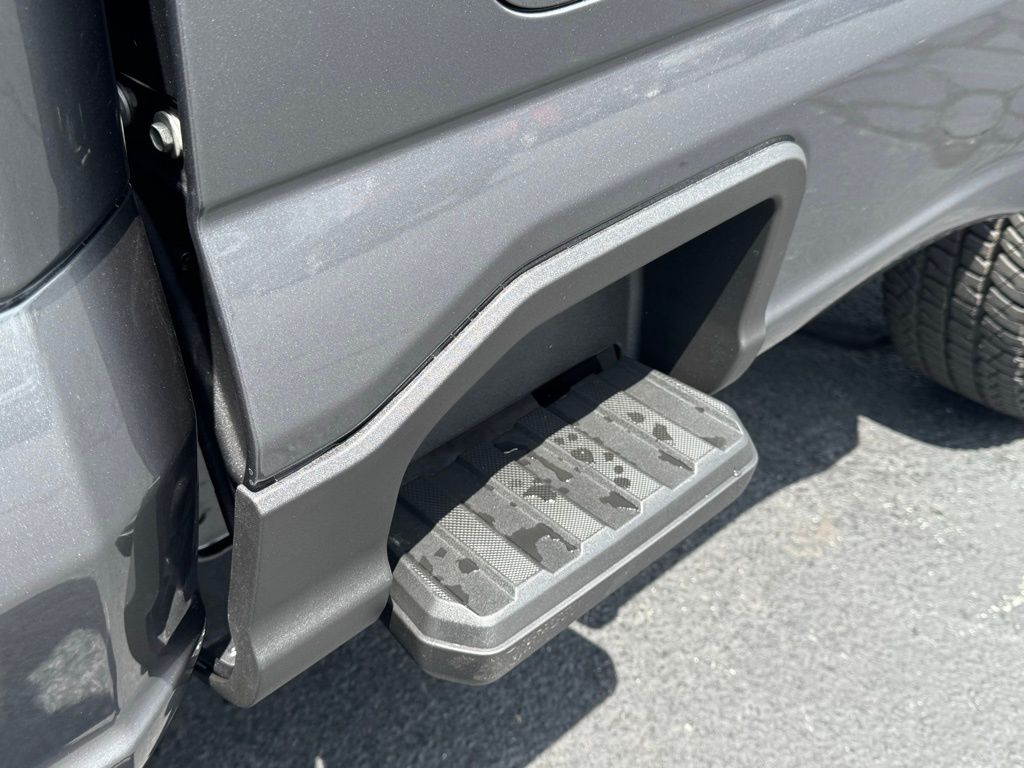 2025 Ford F-350 Super Duty XL - Photo 32