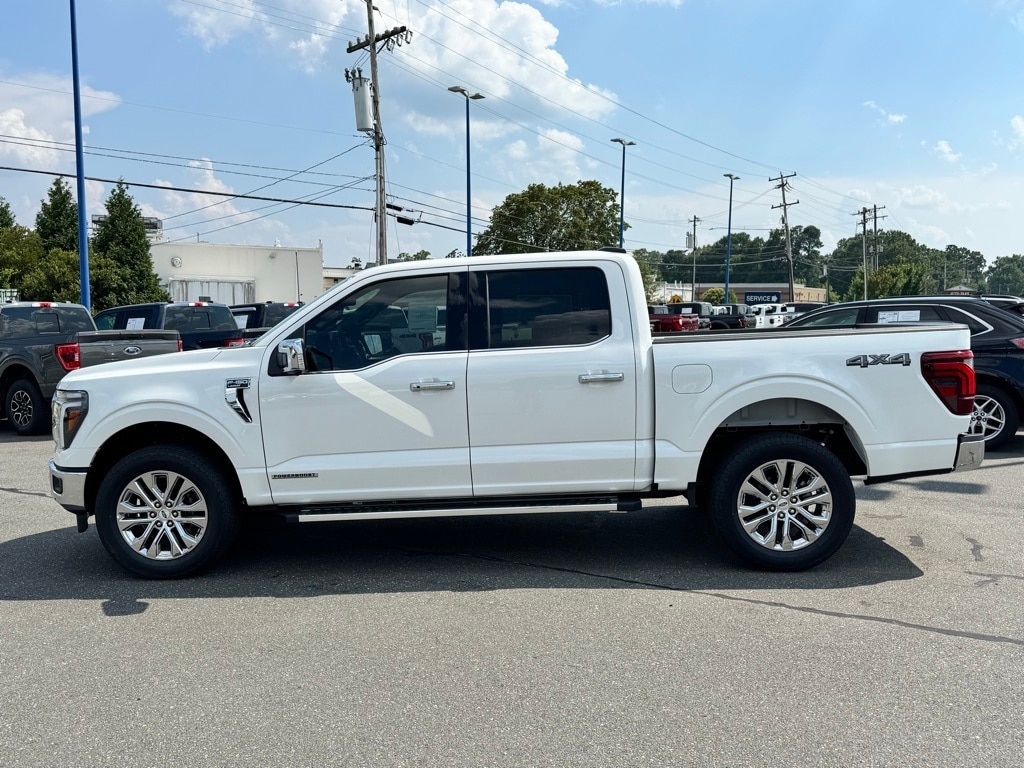 2025 Ford F-150 Lariat photo 3
