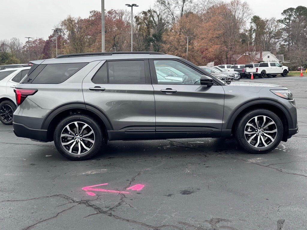New 2026 Ford Explorer ST-Line SUV