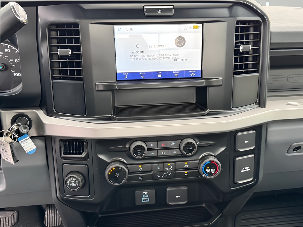 2025 Ford F-350 Super Duty XL - Photo 9