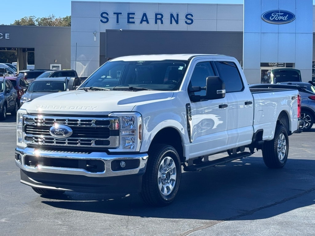 Used 2024 Ford F-250SD XLT Truck