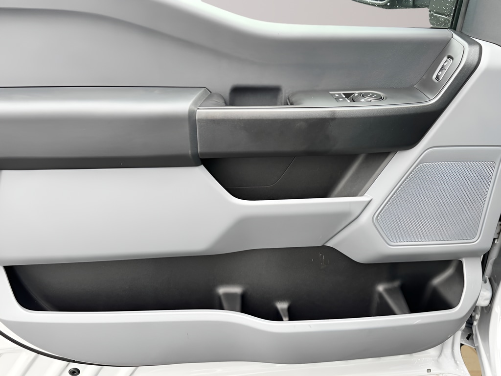 2025 Ford F-350 Super Duty XL - Photo 29