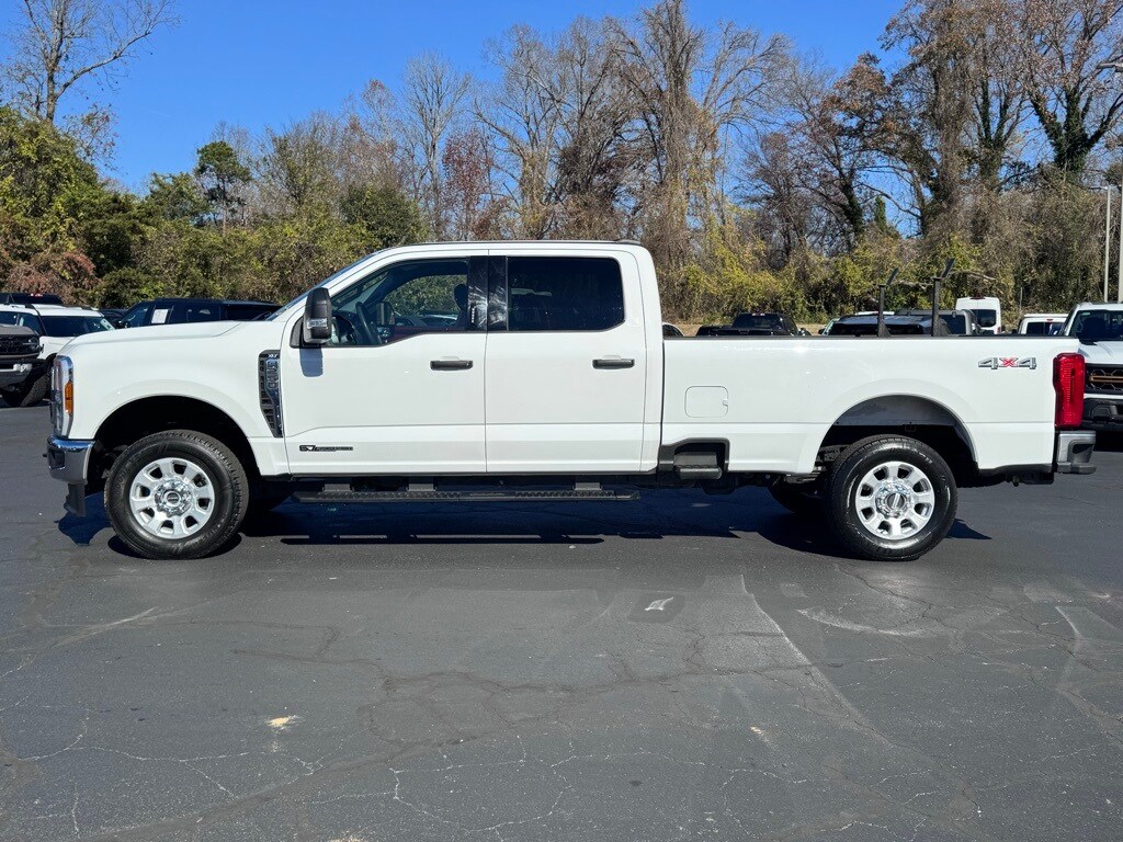 Used 2024 Ford F-250SD XLT Truck