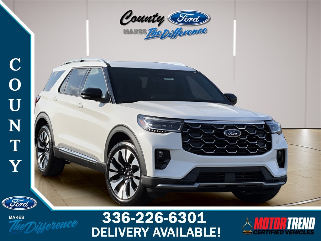 2026 Ford Explorer Platinum's photo