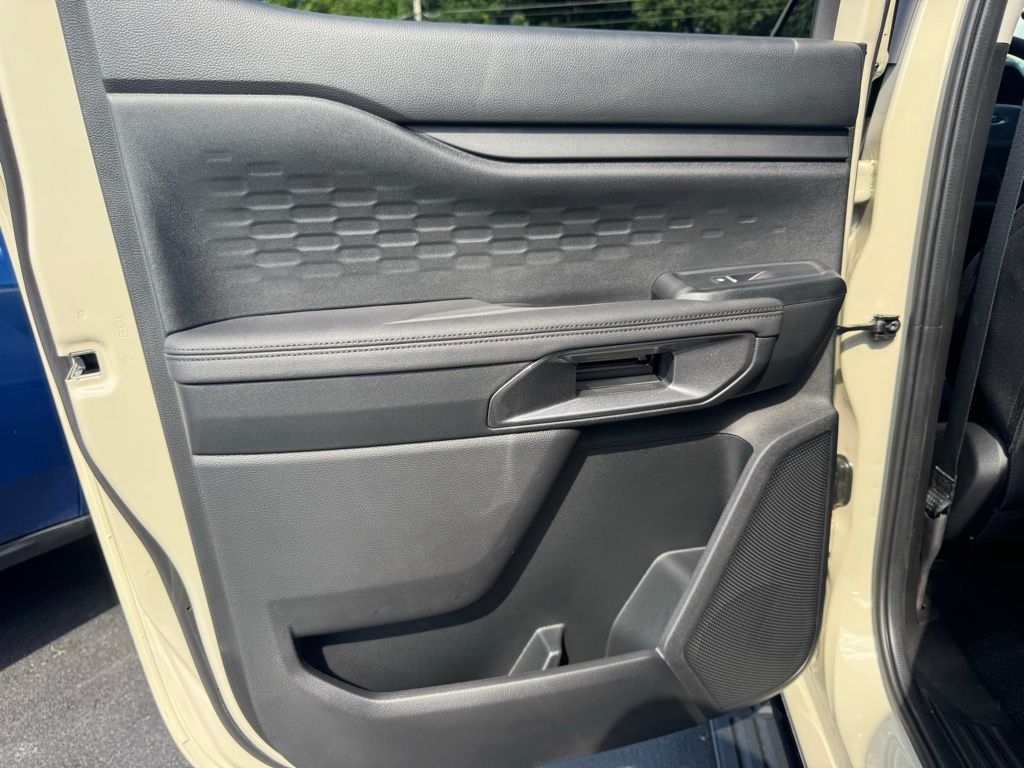 2025 Ford Ranger XLT - Photo 28