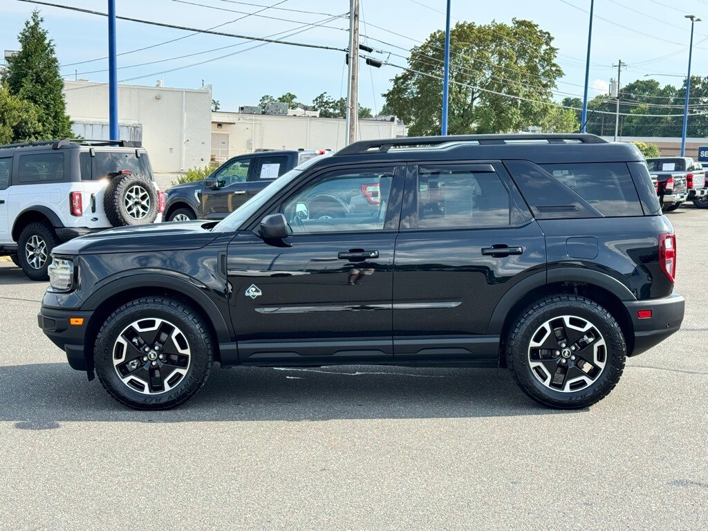 2023 Ford Bronco Sport Outer Banks photo 3