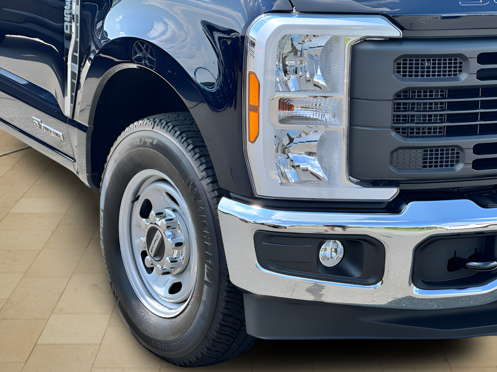 2025 Ford F-350 Super Duty XL - Photo 35