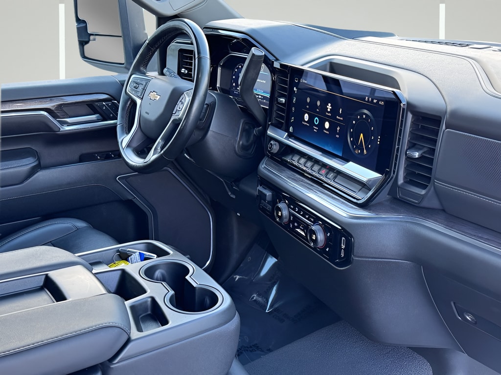 2024 Chevrolet Silverado 2500HD LTZ - Photo 6